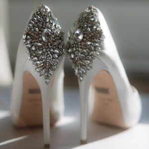 Badgley Mischka White Silver Crystal Heels